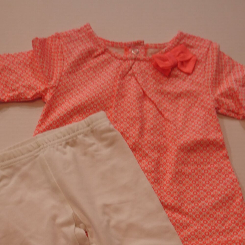 Carters spring 2pc - Picture 2 of 4